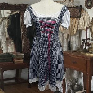 Oktoberfest dirndl dress